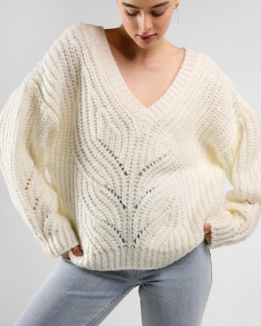 Светр з плетеним візерунком та V-вирізом від FASHIONISTA білий