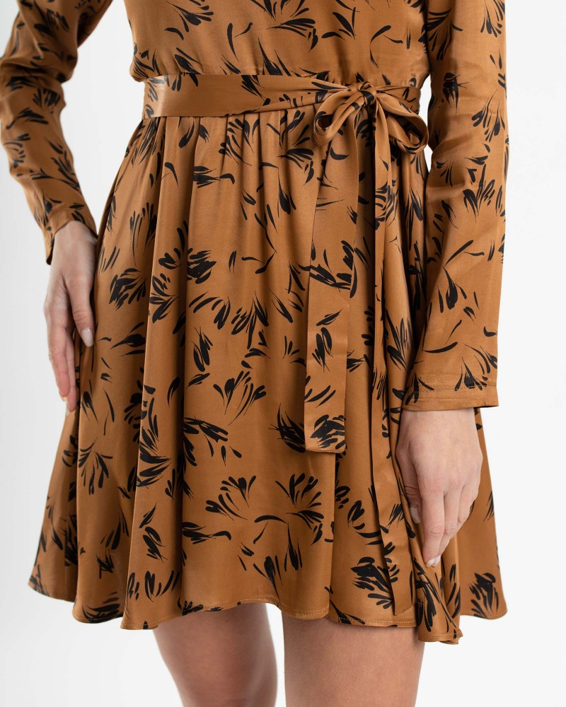 Сукня міні з абстрактним принтом від FASHIONISTA рудий