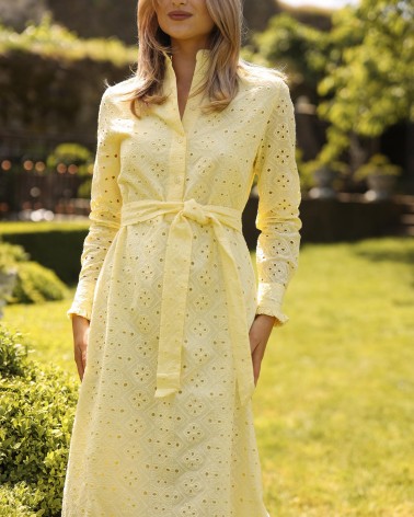 Сукня перфорована з коміром стійкою та поясом від FASHIONISTA жовтий