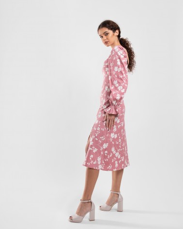 Сукня з квітковим принтом та рюшами на рукавах
 від FASHIONISTA рожевий