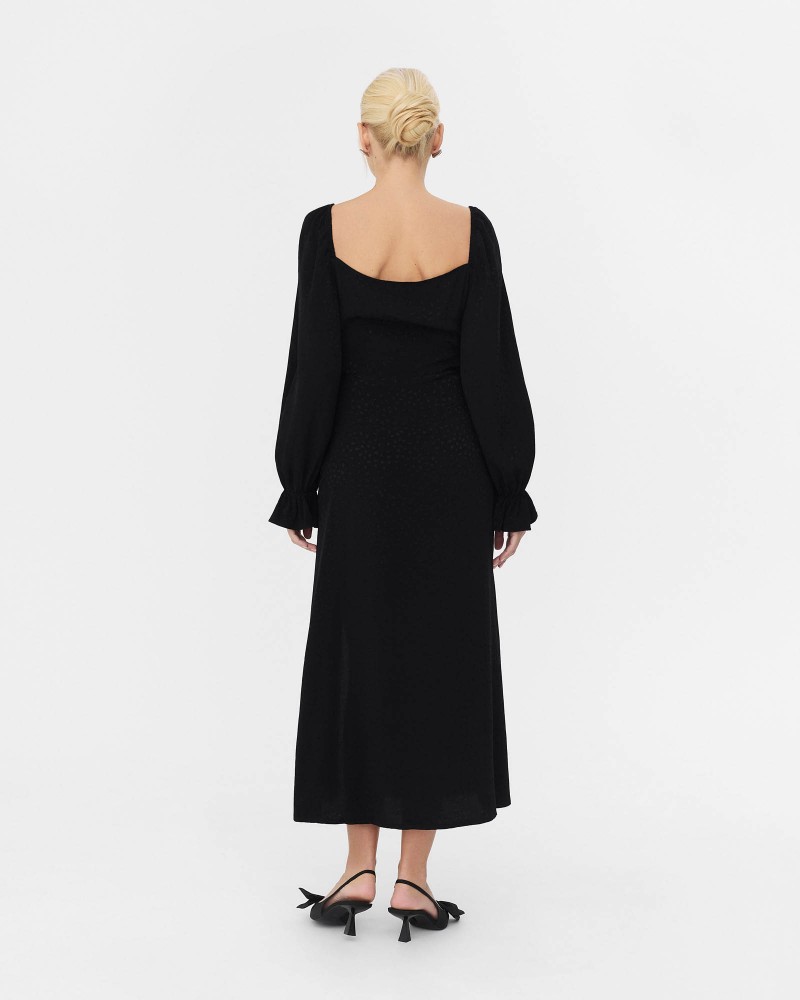 Сукня з однотонною вишивкою та розрізом від FASHIONISTA чорний