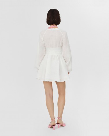 Сукня Naturel лляна з V-вирізом та поясом від FASHIONISTA білий