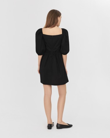 Сукня однотонна з V-вирізом та драпірованим поясом від FASHIONISTA чорний