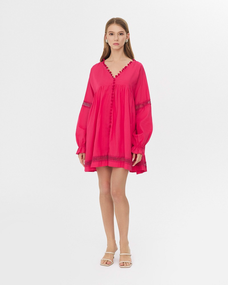 Сукня вільного крою з V-вирізом та мережками від FASHIONISTA рожевий