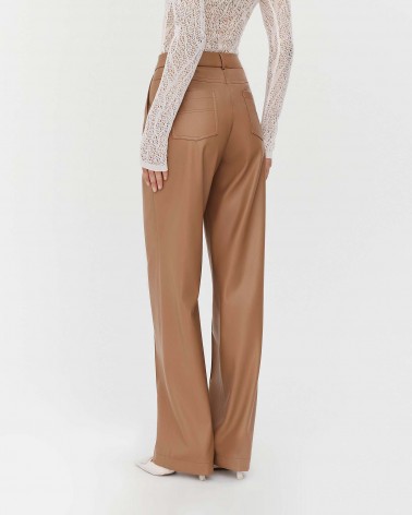 Пісочні штани зі штучної шкіри з декоративними швами FASHIONISTA