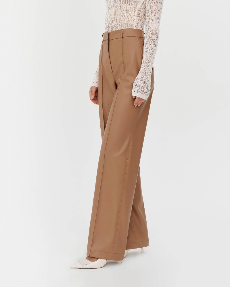 Пісочні штани зі штучної шкіри з декоративними швами FASHIONISTA Пісочні штани зі штучної шкіри з декоративними швами FASHIONISTA