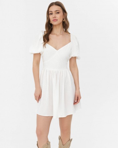 Сукня з об'ємними рукавами від FASHIONSTA молочний