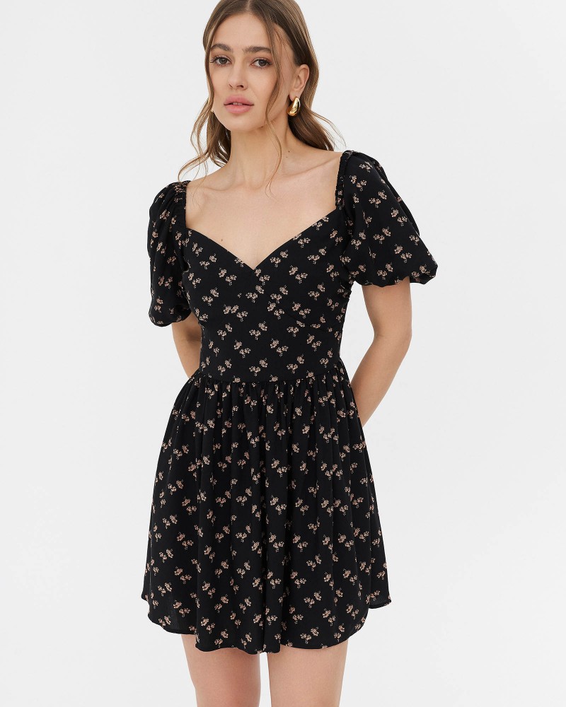 Сукня з об'ємними рукавами від FASHIONSTA чорний