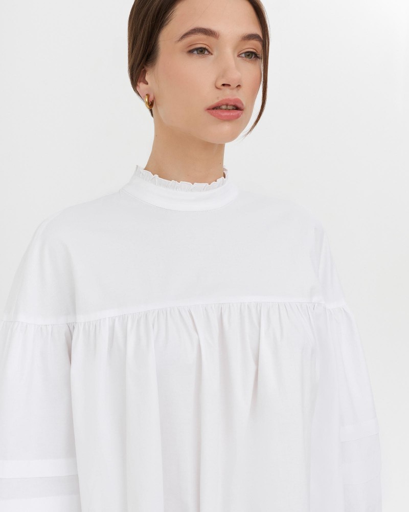 Сукня з коміром-стійкою від FASHIONSTA білий Сукня з коміром-стійкою від FASHIONSTA білий