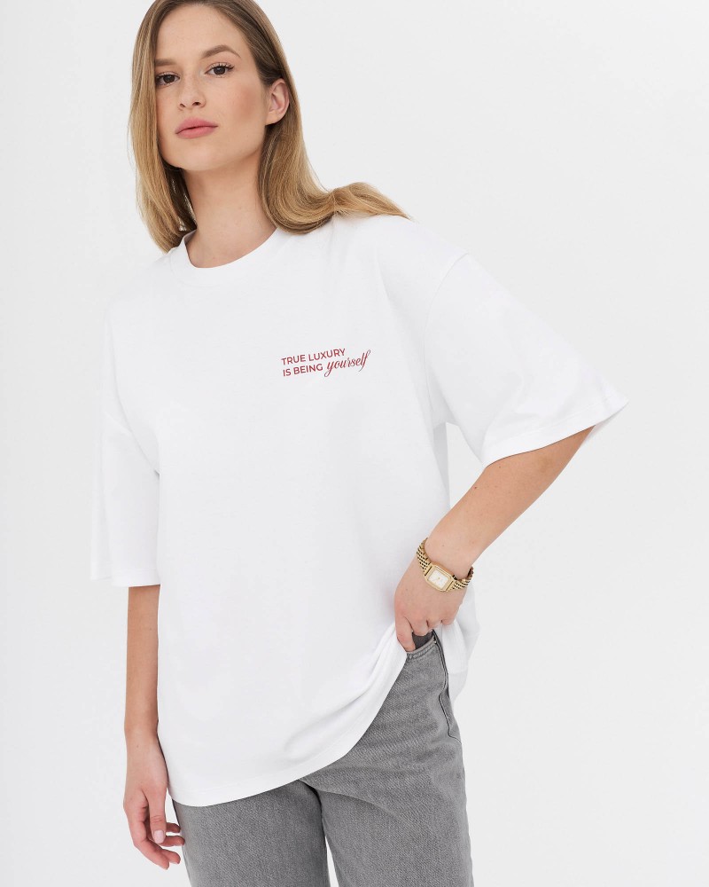 Футболка з написом від FASHIONISTA білий