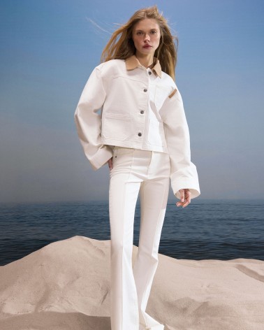 Джинси Flared з декоративними швами (KS) від FASHIONISTA молочний