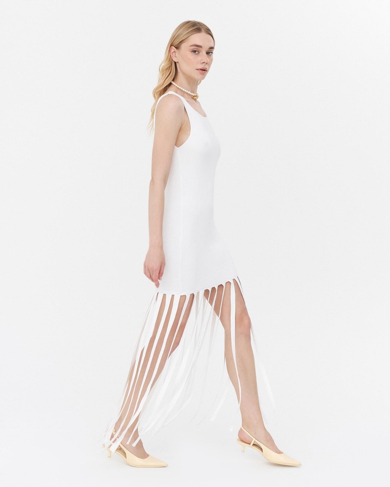 Сукня трикотажна з бахромою від FASHIONSTA білий