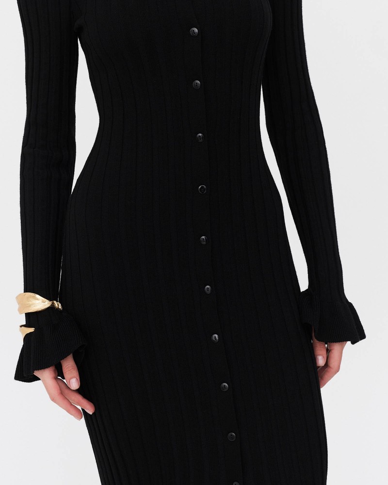 Сукня трикотажна з рюшами та коміром від FASHIONISTA чорний Сукня трикотажна з рюшами та коміром від FASHIONISTA чорний