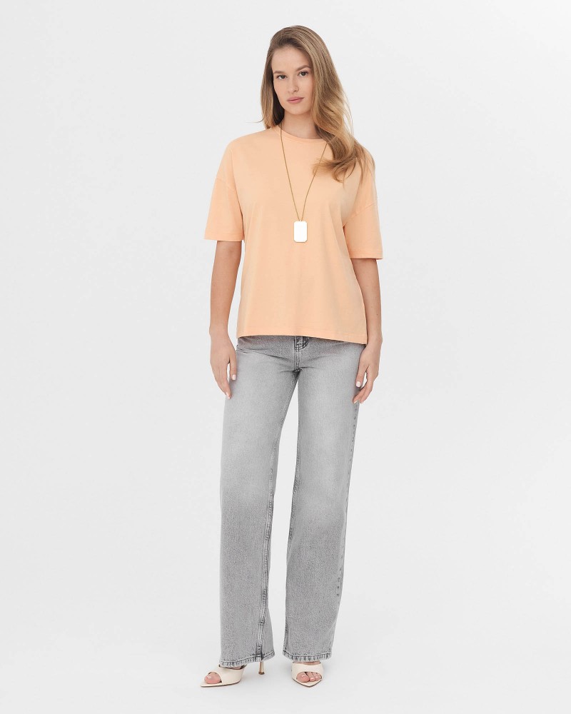 Футболка базова від FASHIONISTA персиковий