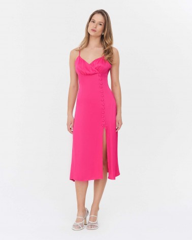 Сукня-комбінація з декоративними ґудзиками та розрізом від FASHIONISTA фуксія