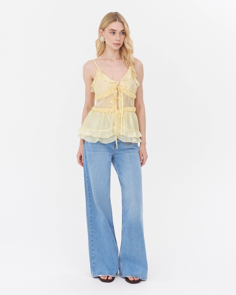 Топ з рюшами від FASHIONISTA кремовий