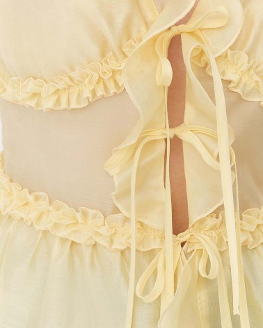 Топ з рюшами від FASHIONISTA кремовий