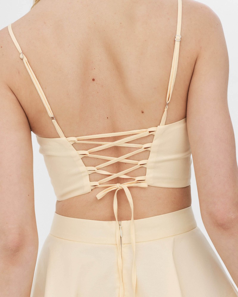 Топ бавовняний з тонкими бретелями від FASHIONISTA кремовий