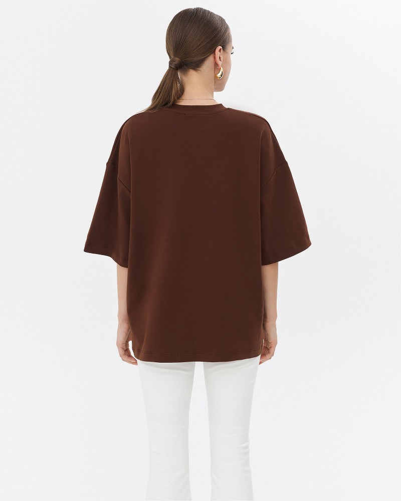 Футболка з написом від FASHIONISTA коричневий