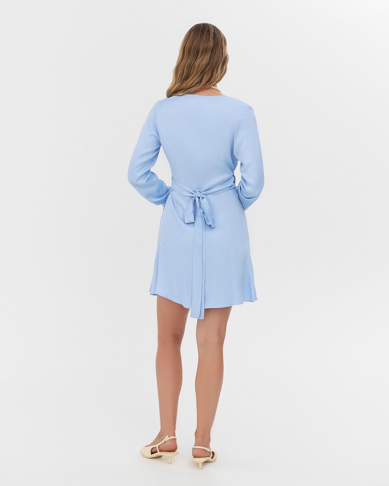 Сукня сатинова на запах з рюшем від FASHIONISTA  блакитний