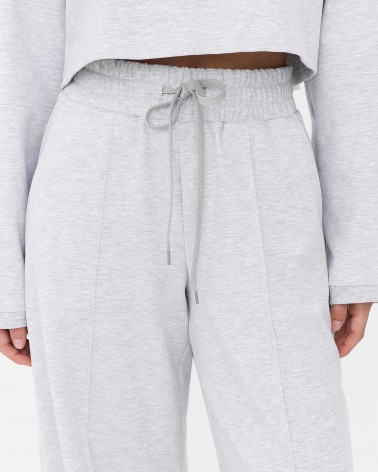 Сірі трикотажні штани-палацо з декоративними швами спереду FASHIONISTA