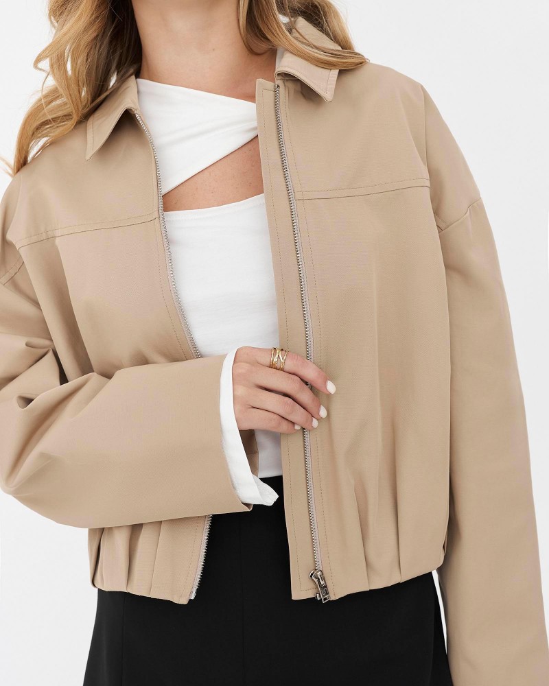 Бежевий бомбер з коміром FASHIONISTA