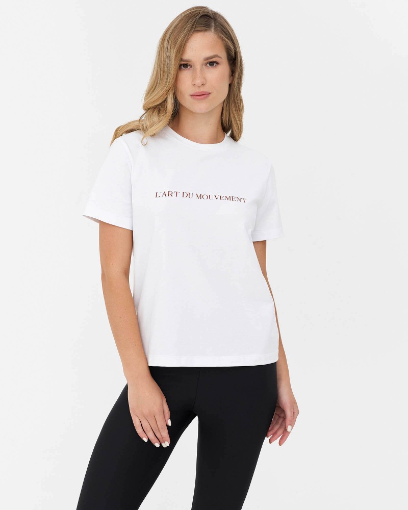 Біла футболка з написом FASHIONISTA