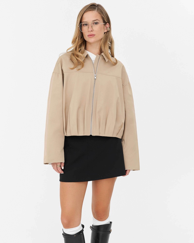 Бежевий бомбер з коміром FASHIONISTA