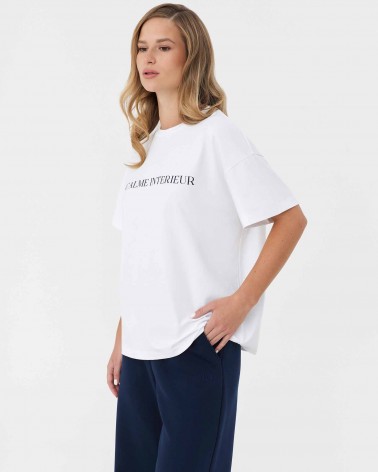 Біла футболка оверсайз з написом FASHIONISTA