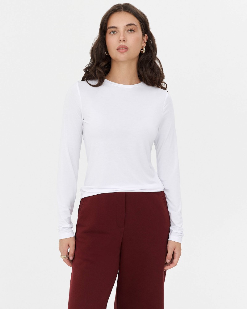 Білий базовий лонгслів FASHIONISTA