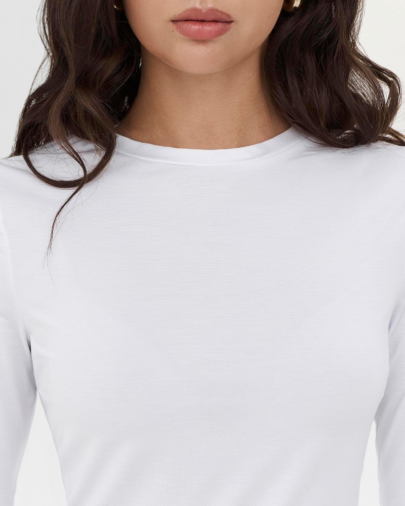 Білий базовий лонгслів FASHIONISTA Білий базовий лонгслів FASHIONISTA