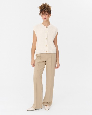 Світло-бежевий жилет з золотистою фурнітурою FASHIONISTA