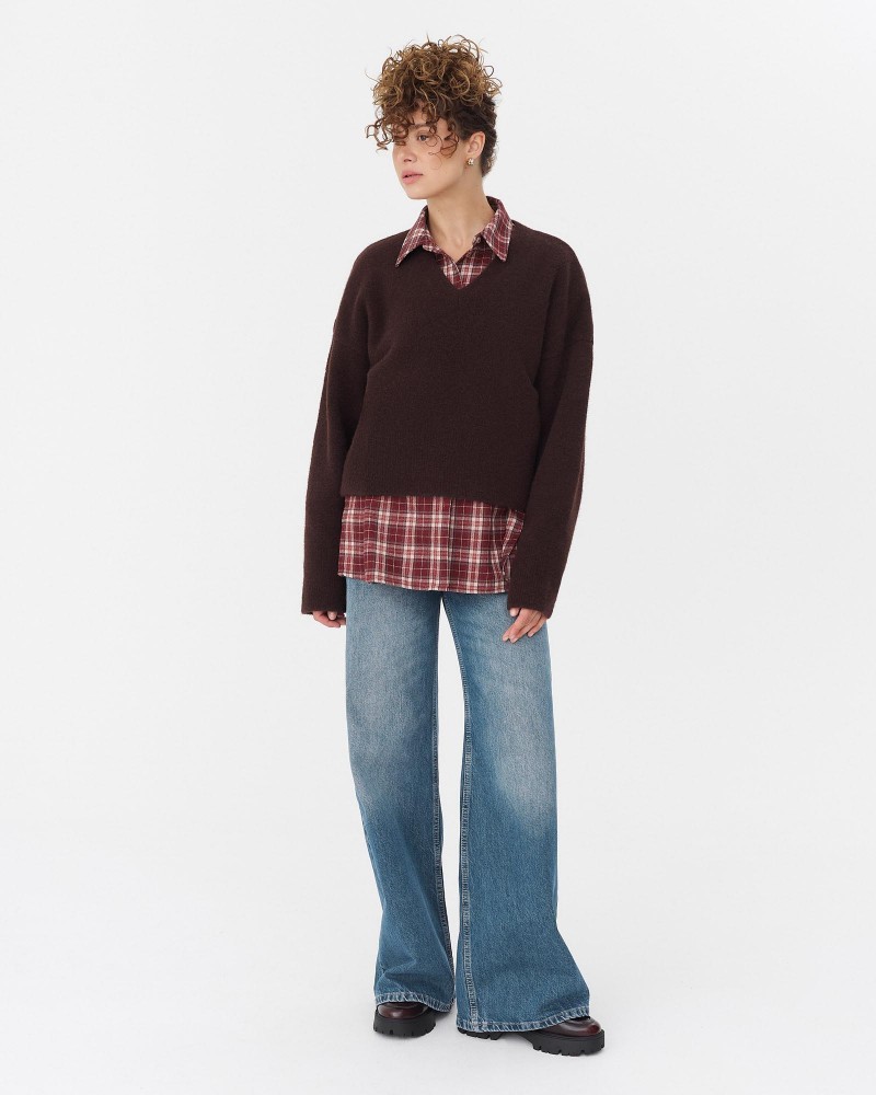 Коричневий пуловер з манжетами FASHIONISTA