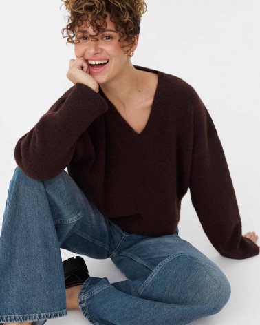Коричневий пуловер з манжетами FASHIONISTA