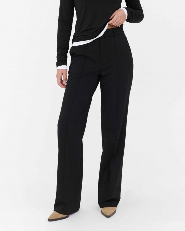 Чорні штани прямого крою з декоративними швами FASHIONISTA
