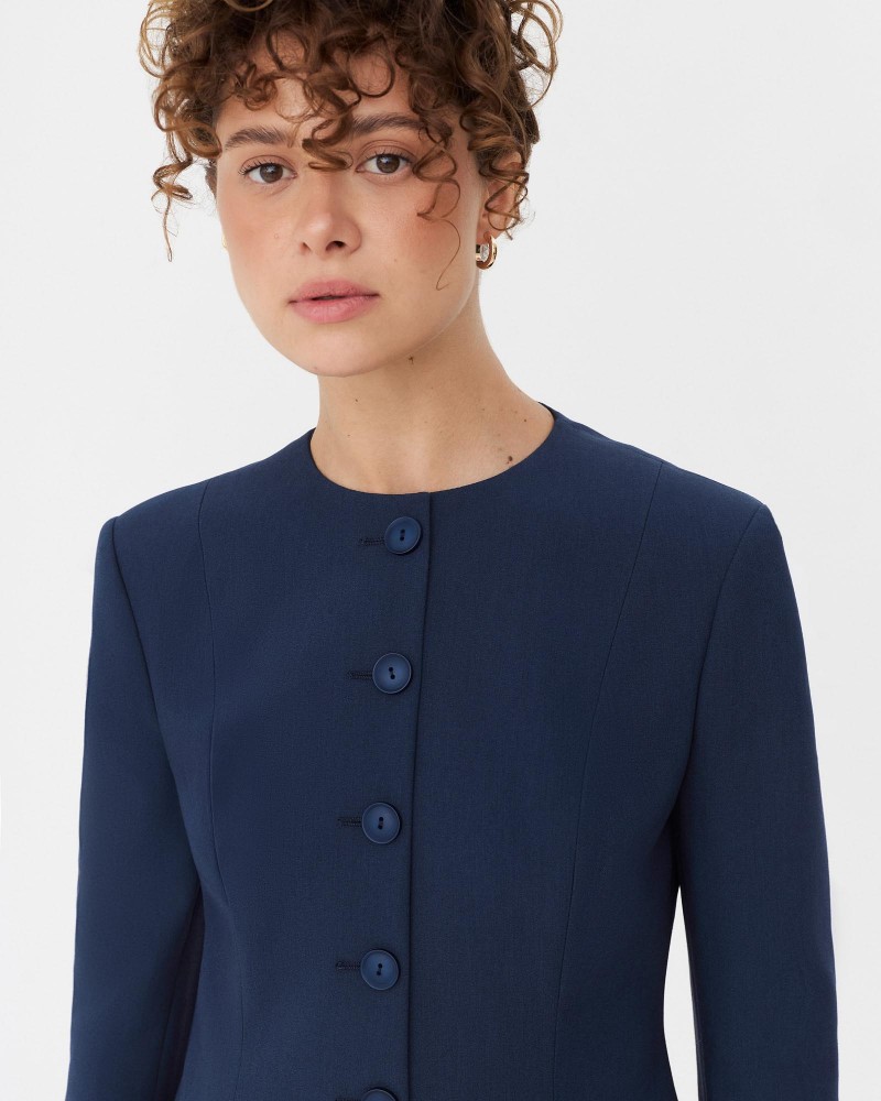 Синій жакет приталеного крою FASHIONISTA Синій жакет приталеного крою FASHIONISTA