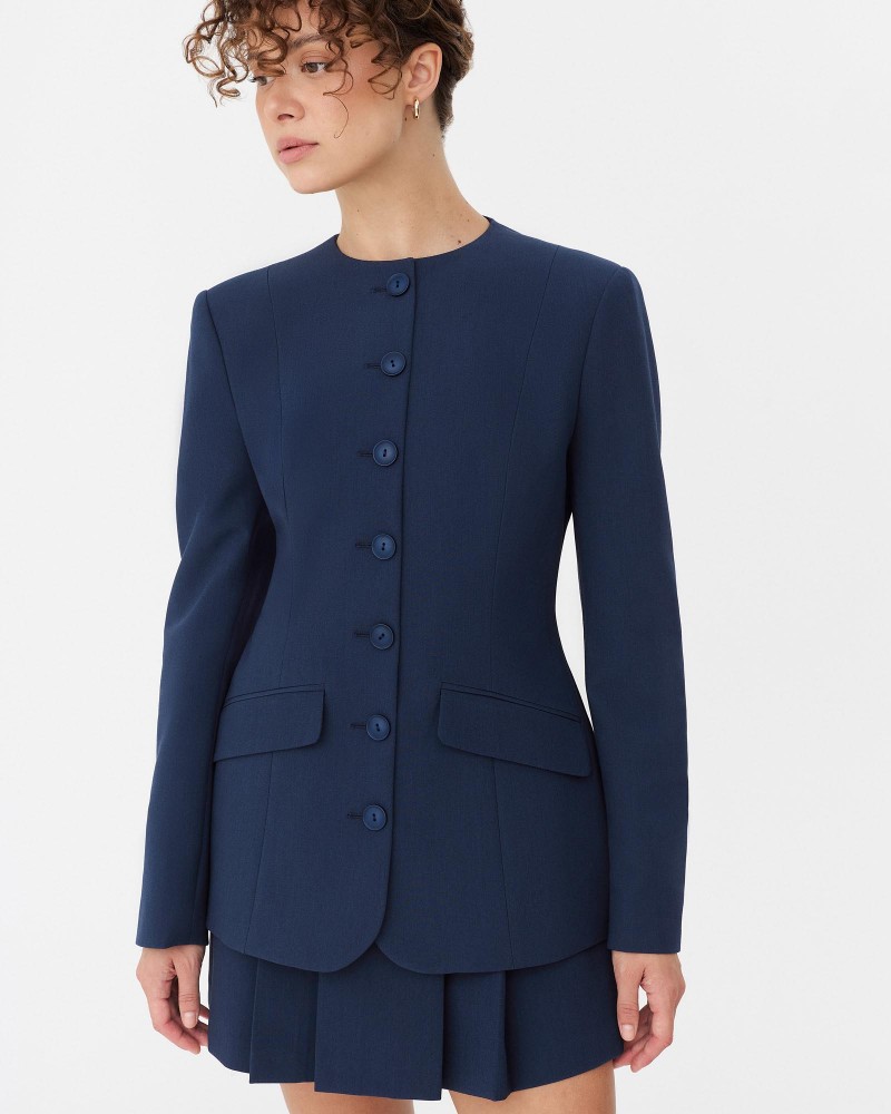 Синій жакет приталеного крою FASHIONISTA Синій жакет приталеного крою FASHIONISTA