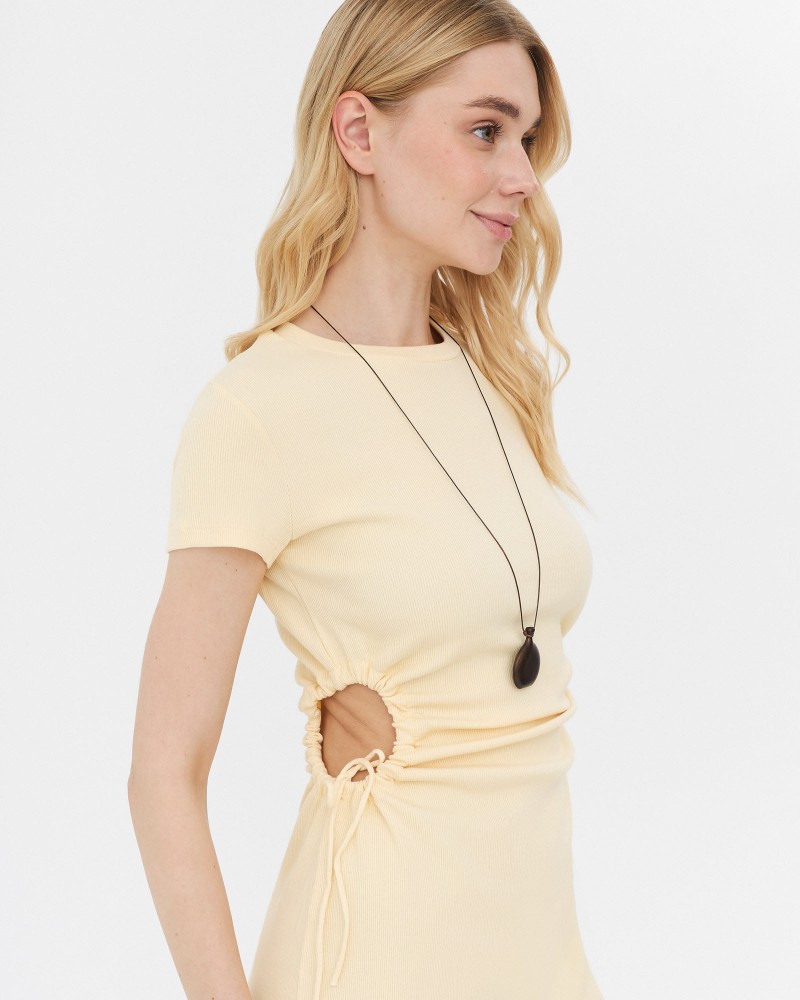 Сукня з драпірованими вирізами від FASHIONISTA жовтий