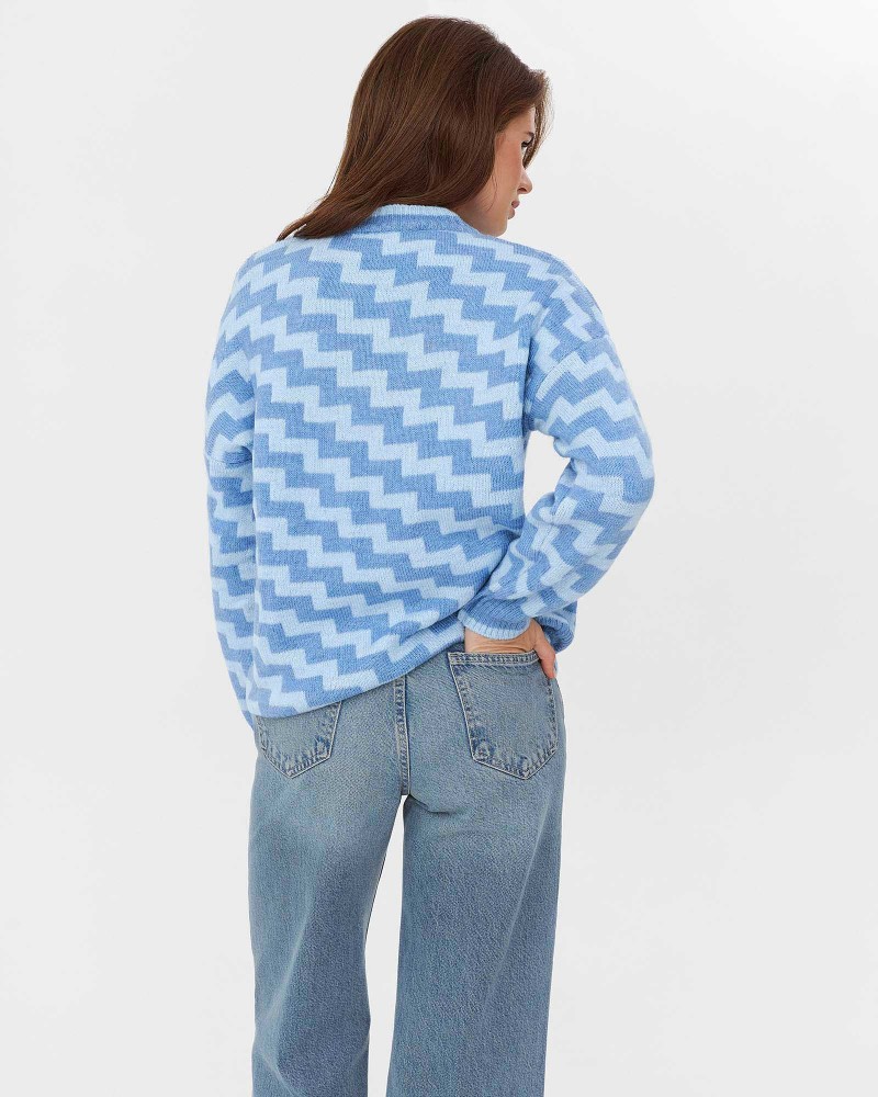 Блакитний джемпер з геометричним принтом FASHIONISTA