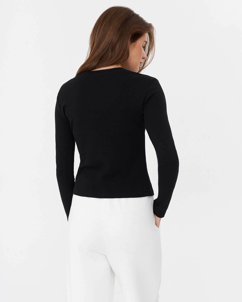 Лонгслів однотонний від FASHIONISTA  чорний