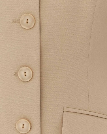 Бежевий жакет приталеного крою FASHIONISTA