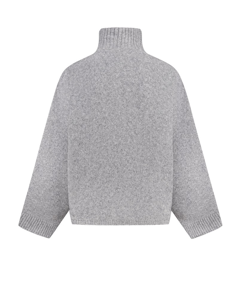 Сірий светр з коміром стійкою та широкими рукавами FASHIONISTA