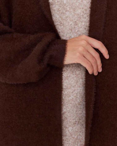 Шоколадний довгий кардиган з відкладним коміром FASHIONISTA