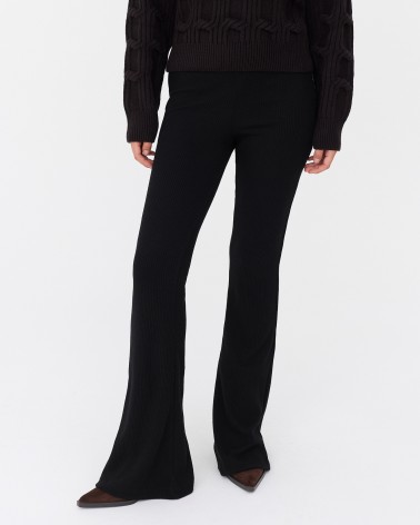 Чорні трикотажні штани-кльош текстуровані FASHIONISTA