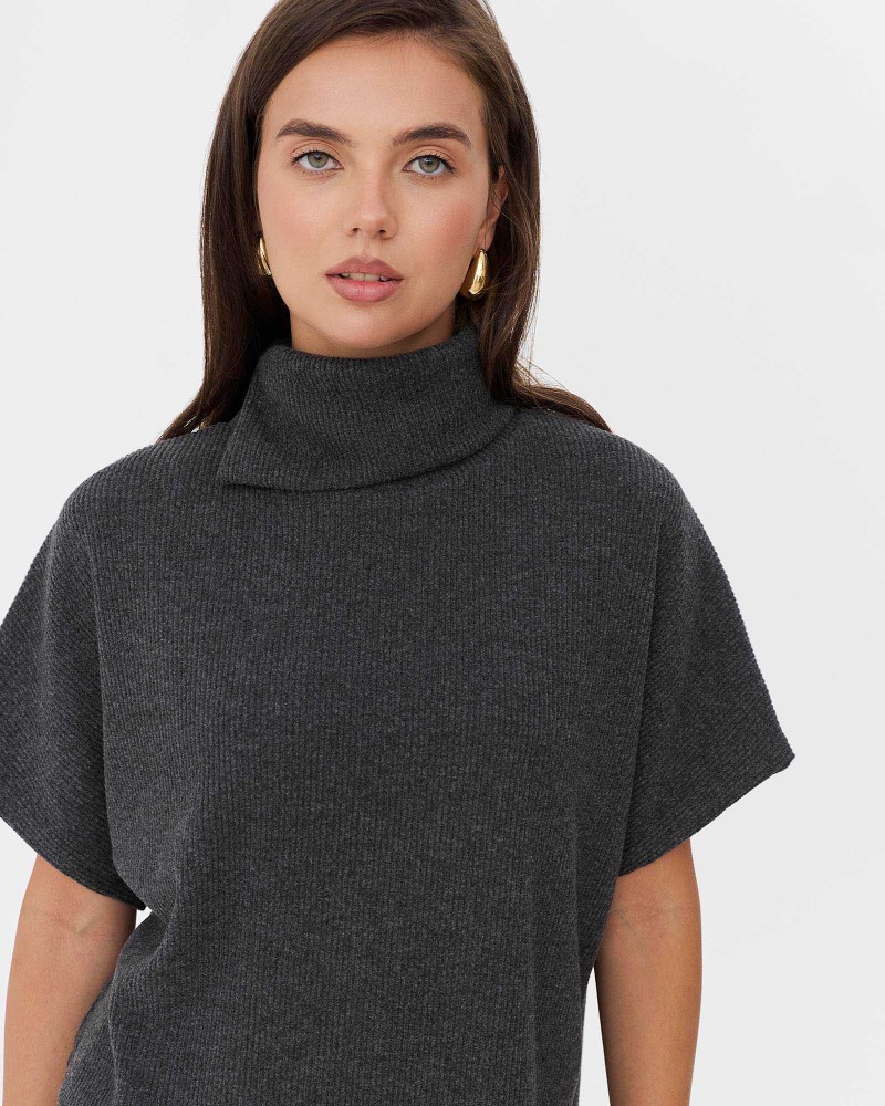 Темно-сірий гольф з короткими рукавами FASHIONISTA