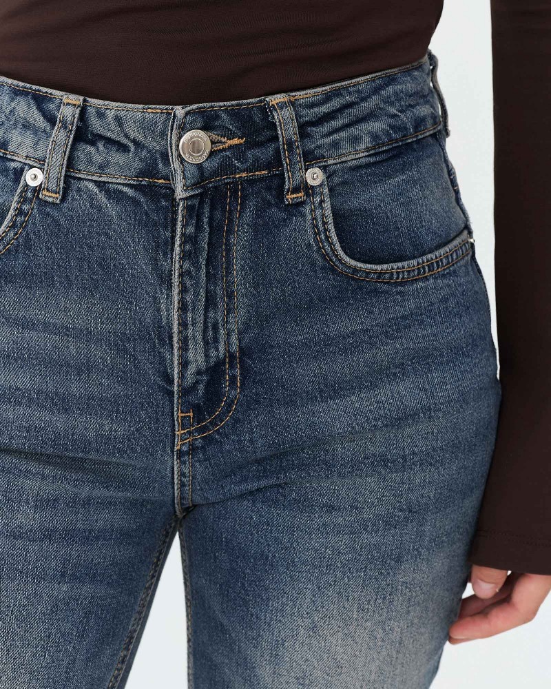 Сині джинси прямого крою з виваркою FASHIONISTA