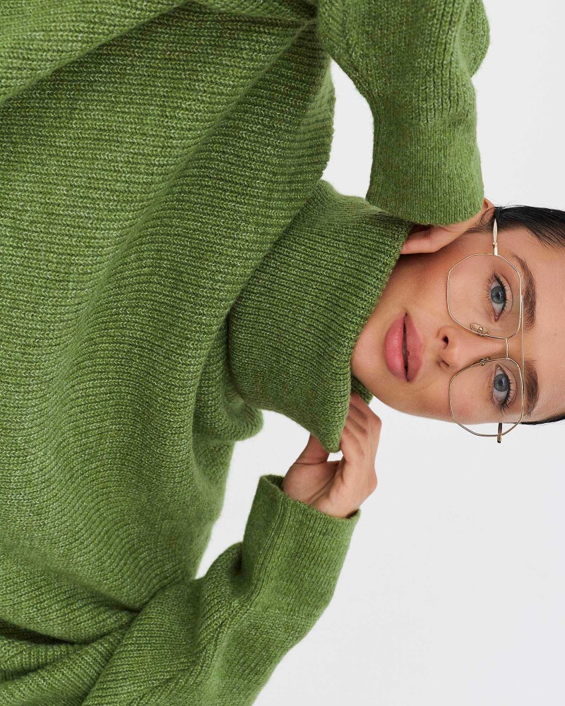 Зелений подовжений светр крою оверсайз FASHIONISTA