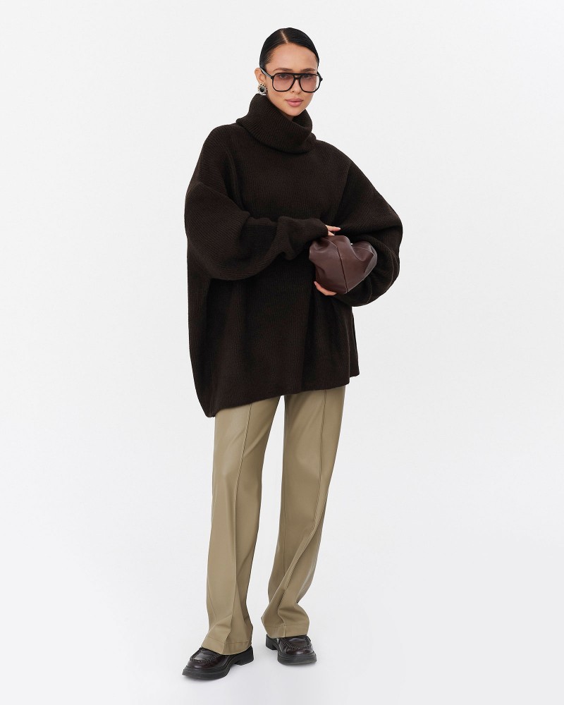 Темно-коричневий подовжений светр крою оверсайз FASHIONISTA Темно-коричневий подовжений светр крою оверсайз FASHIONISTA