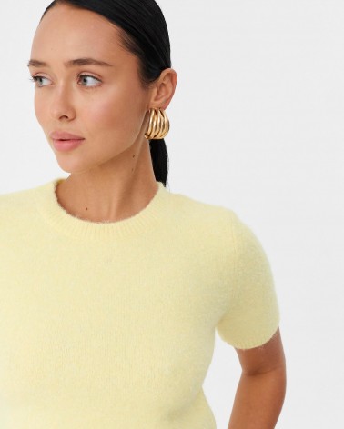 Кремовий джемпер з короткими рукавами FASHIONISTA