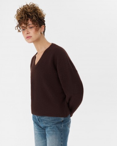 Коричневий пуловер з манжетами FASHIONISTA